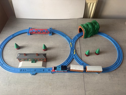 Tomy thomas friends railway - tomy,