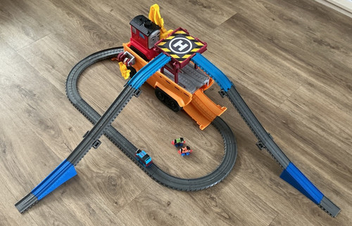 Thomas friends super cruiser - friends,