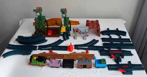 Thomas and friends track - thomas,