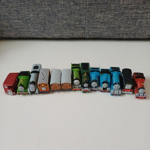 Thomas friends figures - thomas,